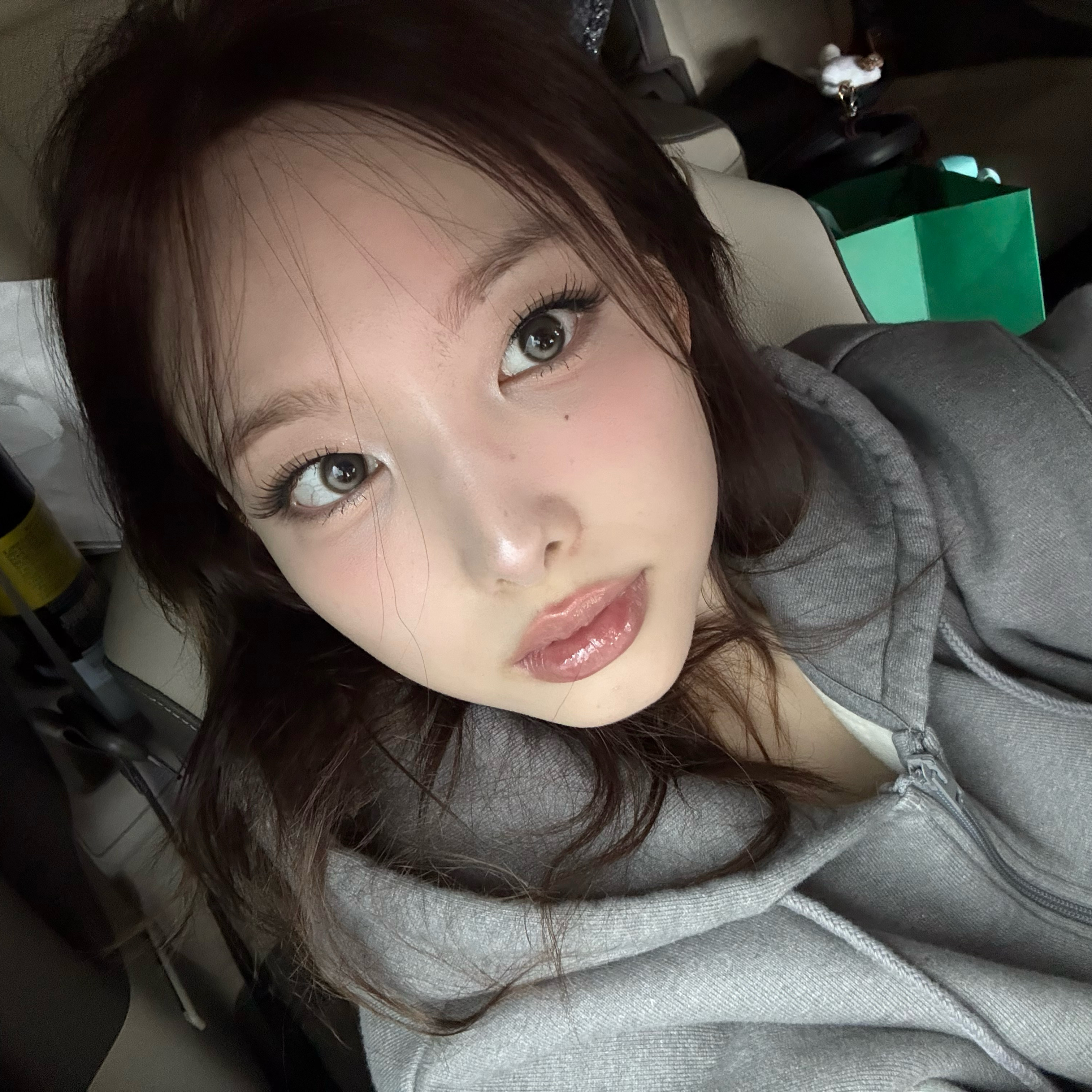 Behind-the-scenes cut of Nayeon (TWICE)