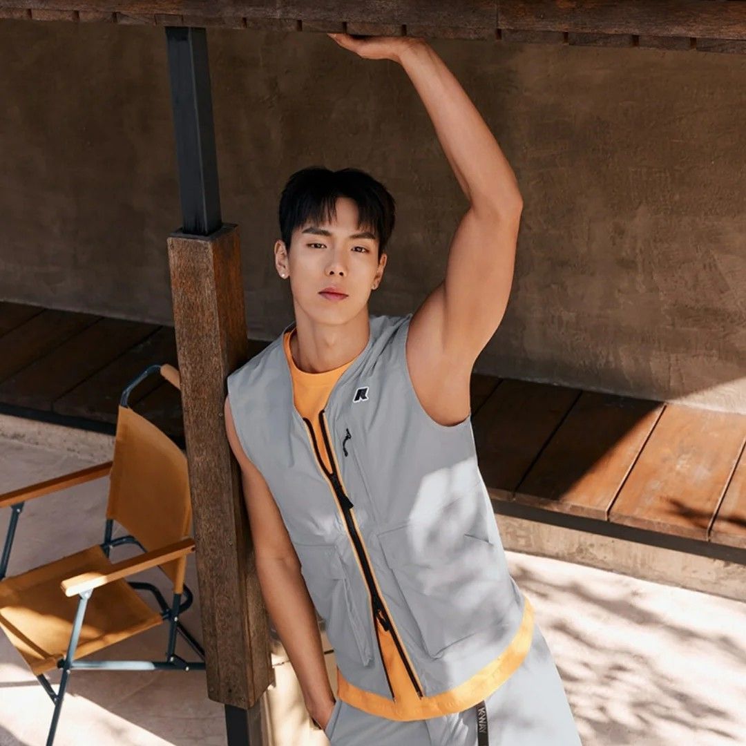 Recent activity shot of Shownu (MONSTA X)