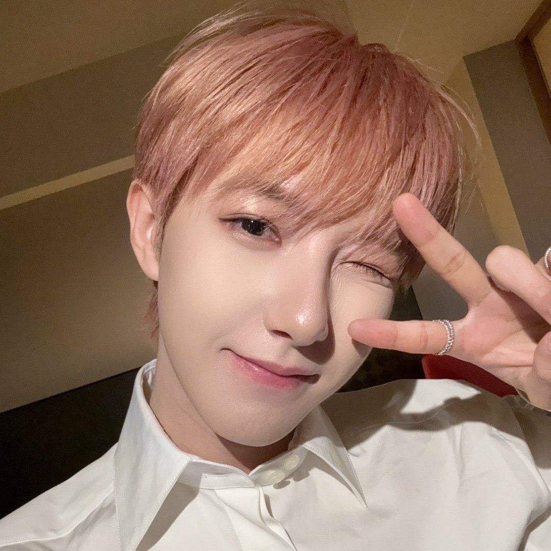 Recent activity shot of Renjun (NCT DREAM)