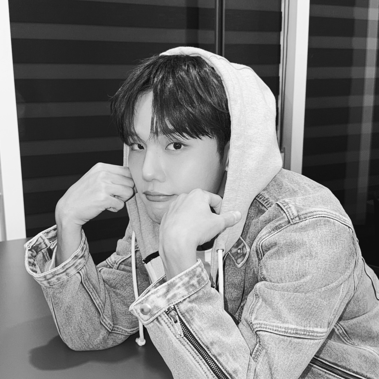 Behind-the-scenes cut of Seunghun (B.D.U)