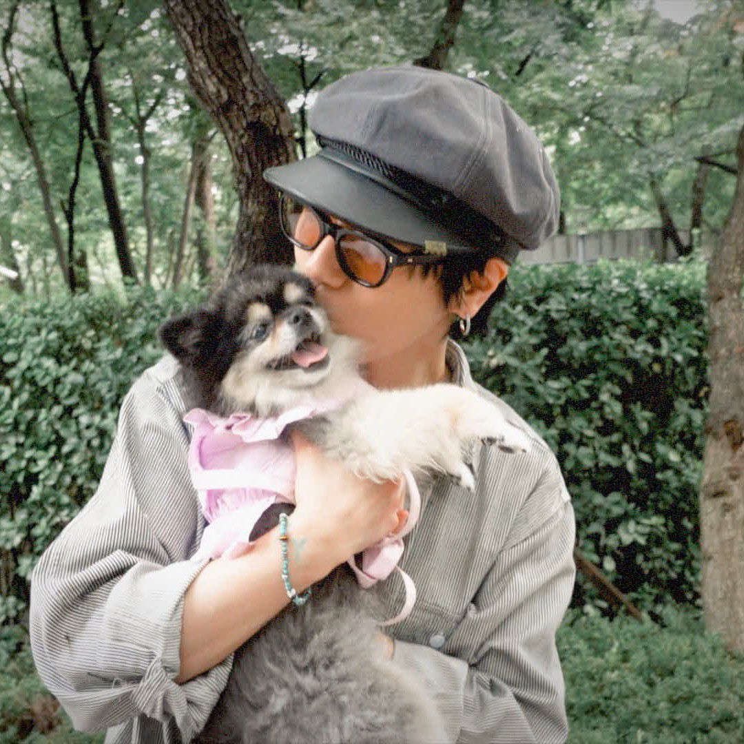 Behind-the-scenes cut of Yesung (Super Junior)