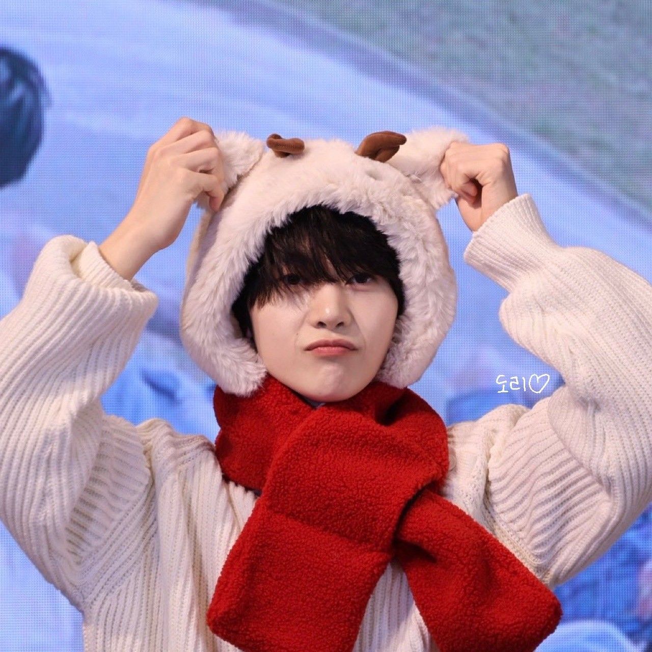 A moment captured by Seok Matthew (ZEROBASEONE)'s fan