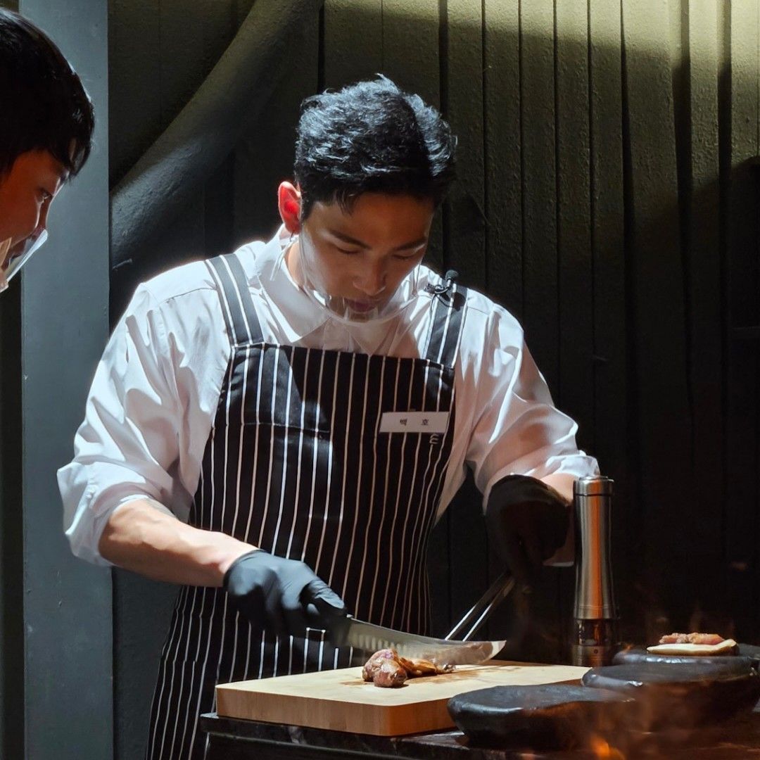 백호의 비하인드 컷