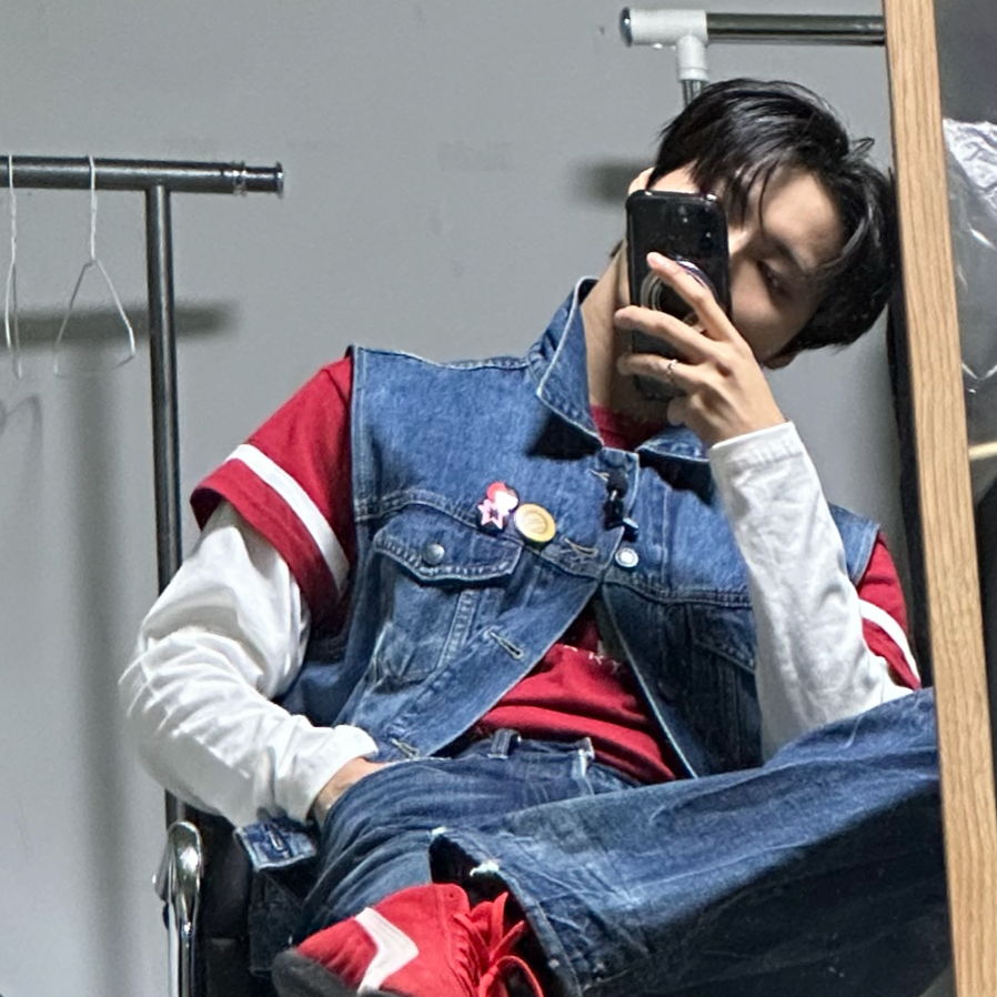 星和 (ATEEZ)的最新照片