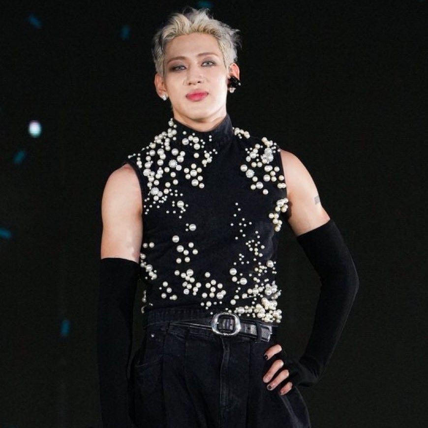 Behind-the-scenes cut of Bambam (GOT7)