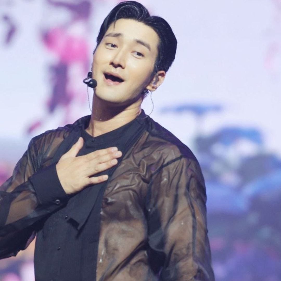 Recent activity shot of Siwon (Super Junior)