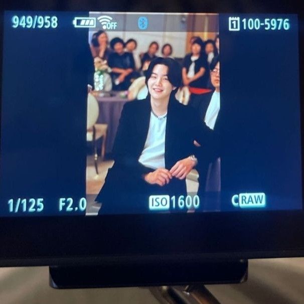 Potret di balik layar SUGA (BTS)