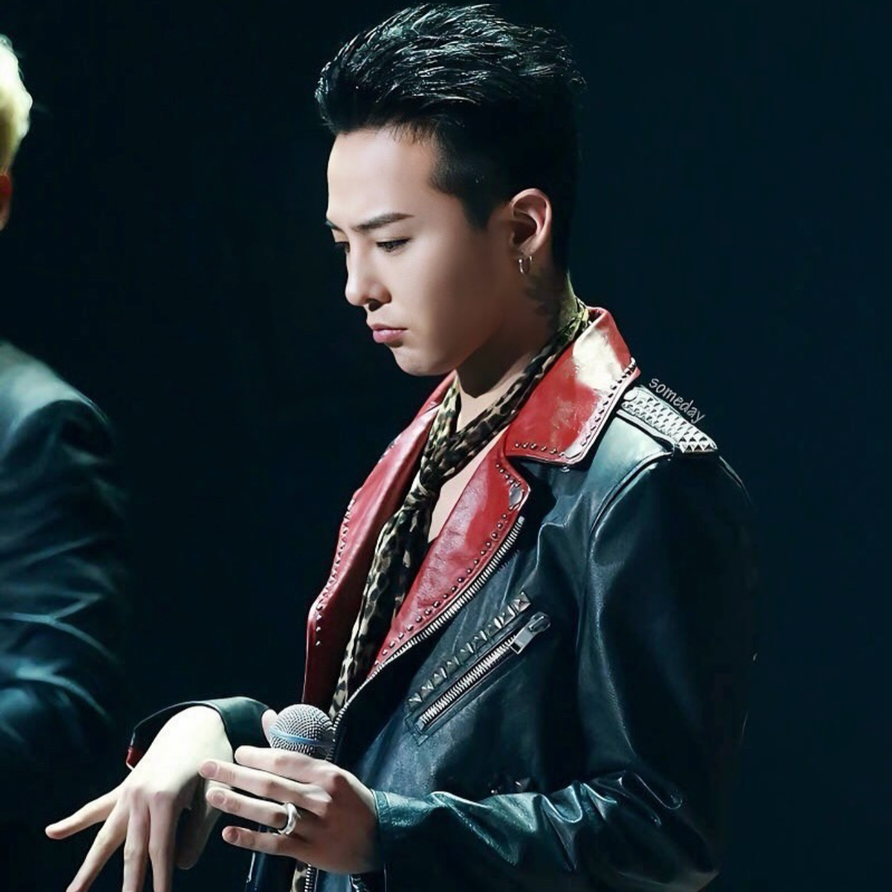 Recent activity shot of G-DRAGON (BIGBANG)