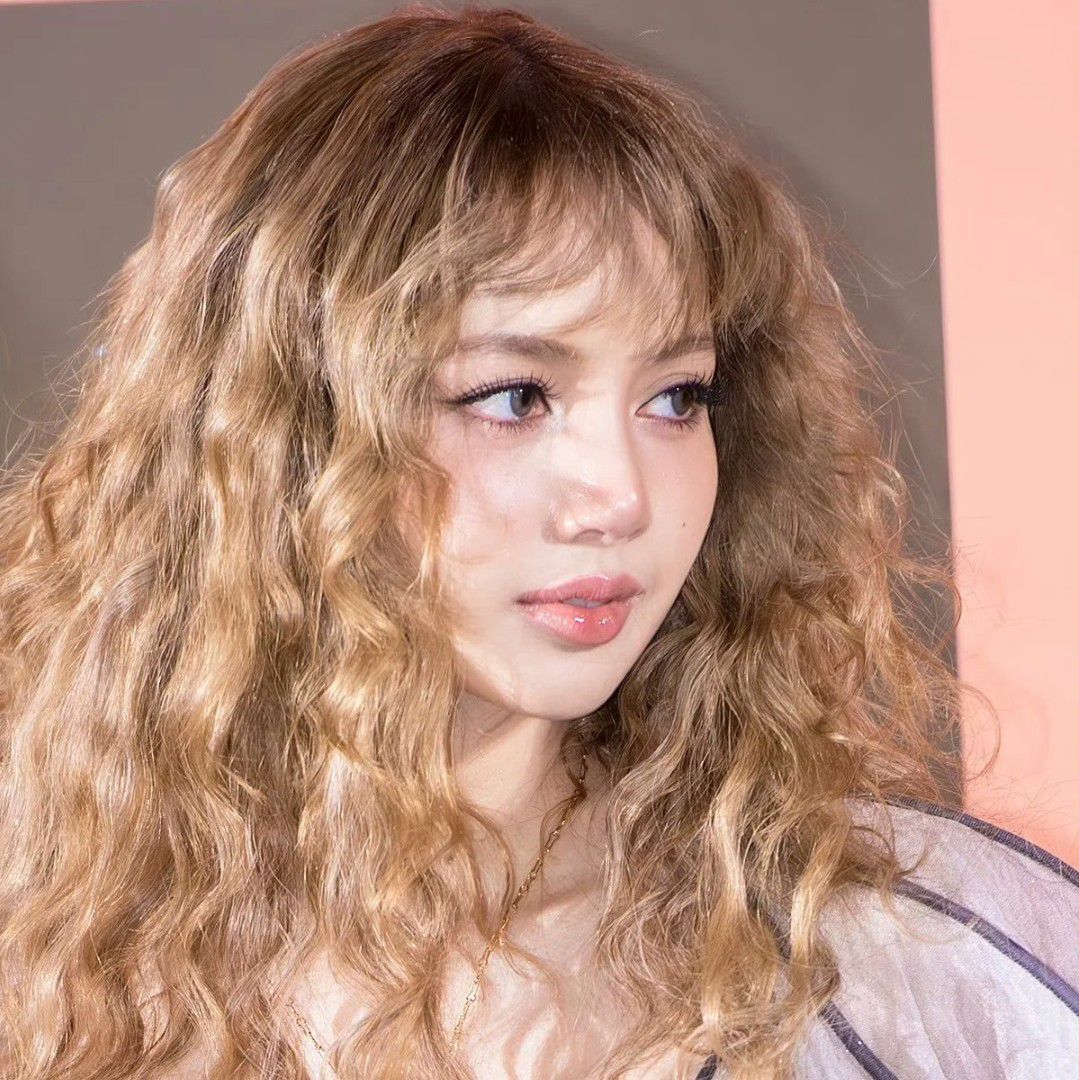 Lisa (BLACKPINK)粉絲拍下的瞬間