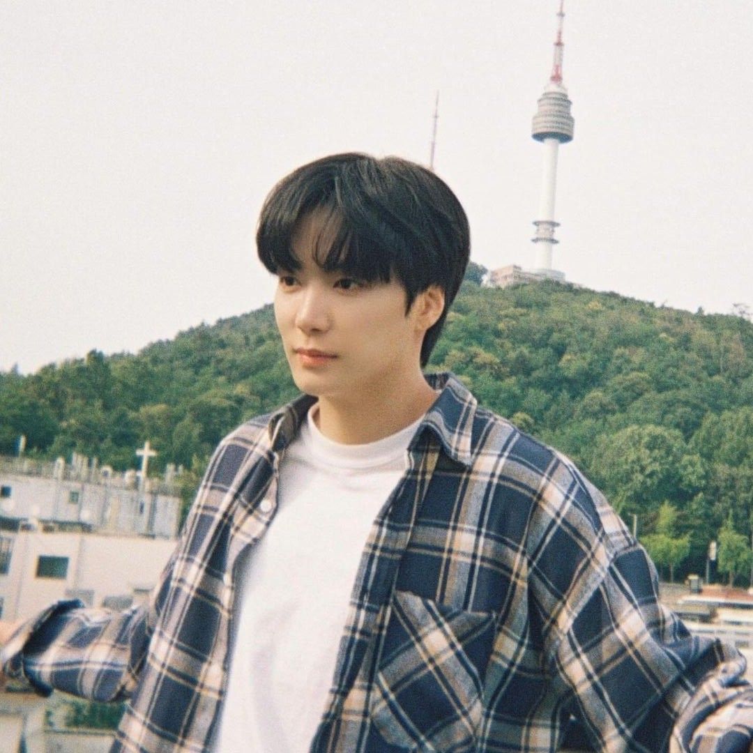 Momen yang diabadikan oleh penggemar Kim Jonghyeon