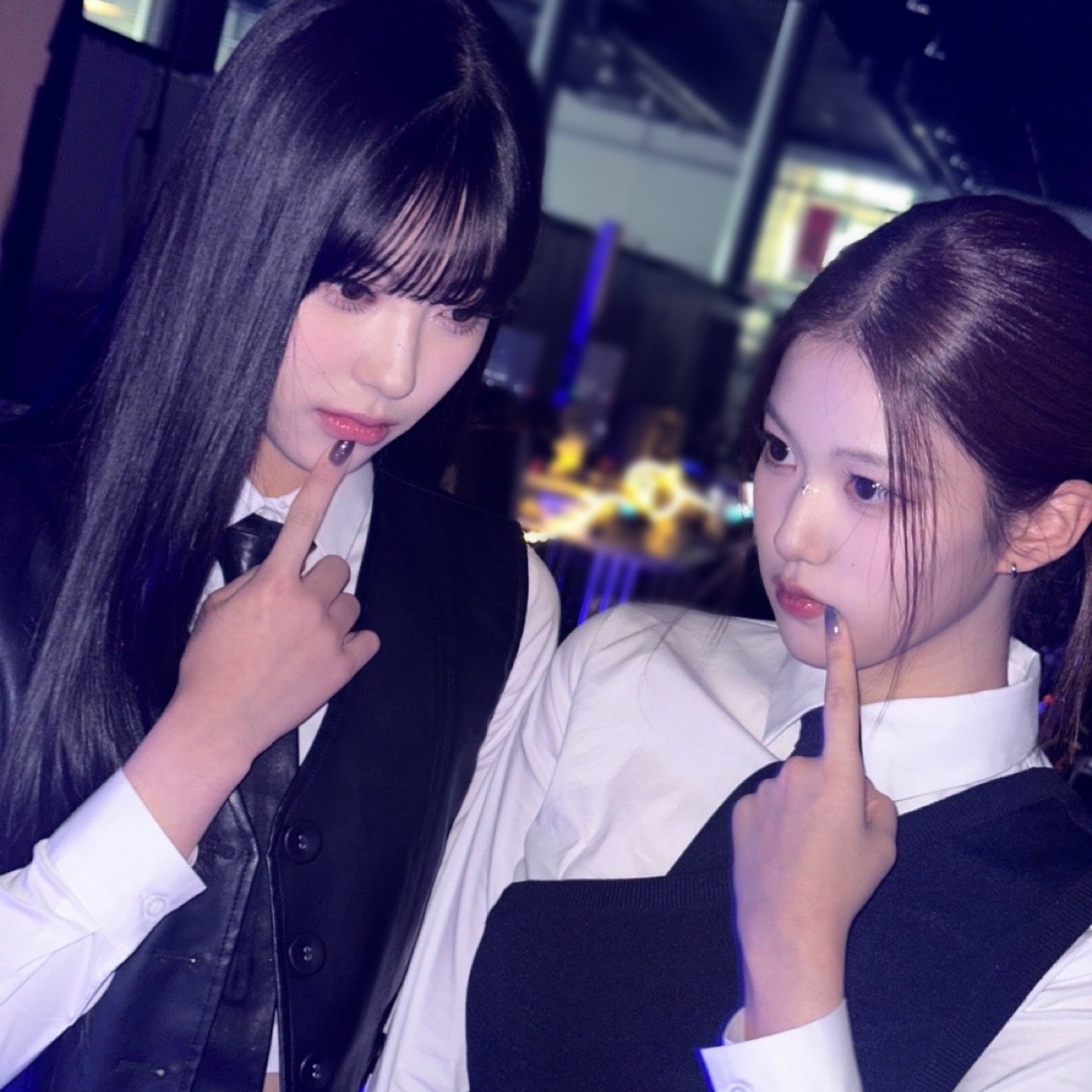 A moment captured by Yoon Jiyoon (izna)'s fan