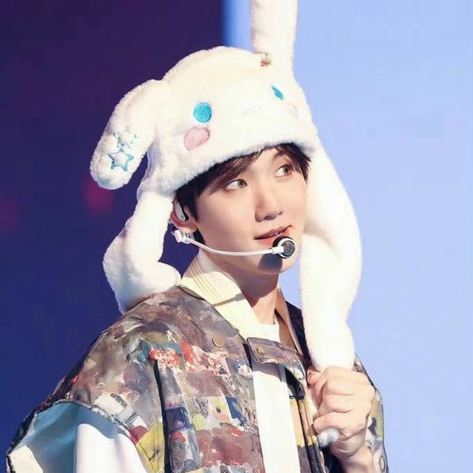 伯賢 (EXO)的幕後花絮