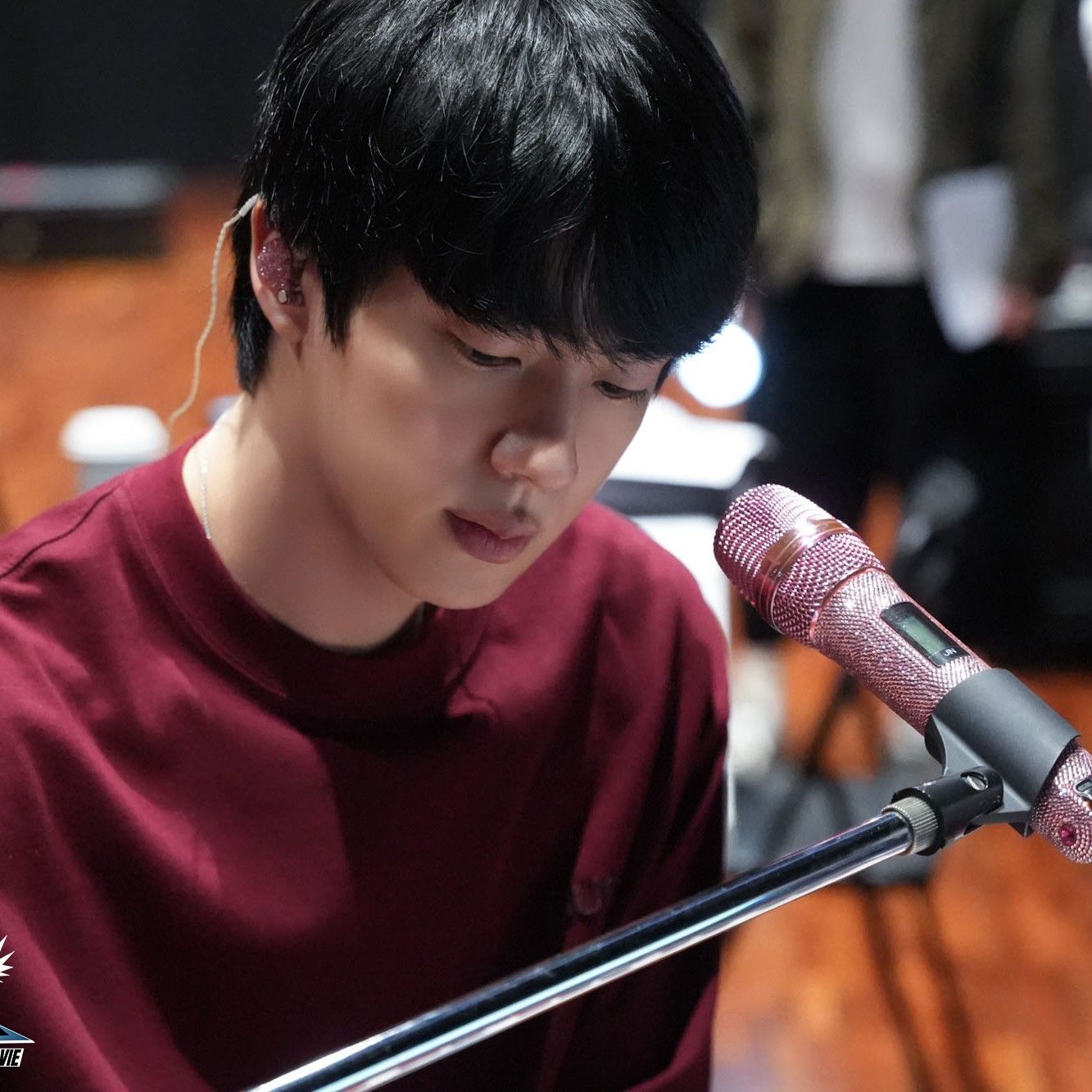 Potret di balik layar Jin (BTS)