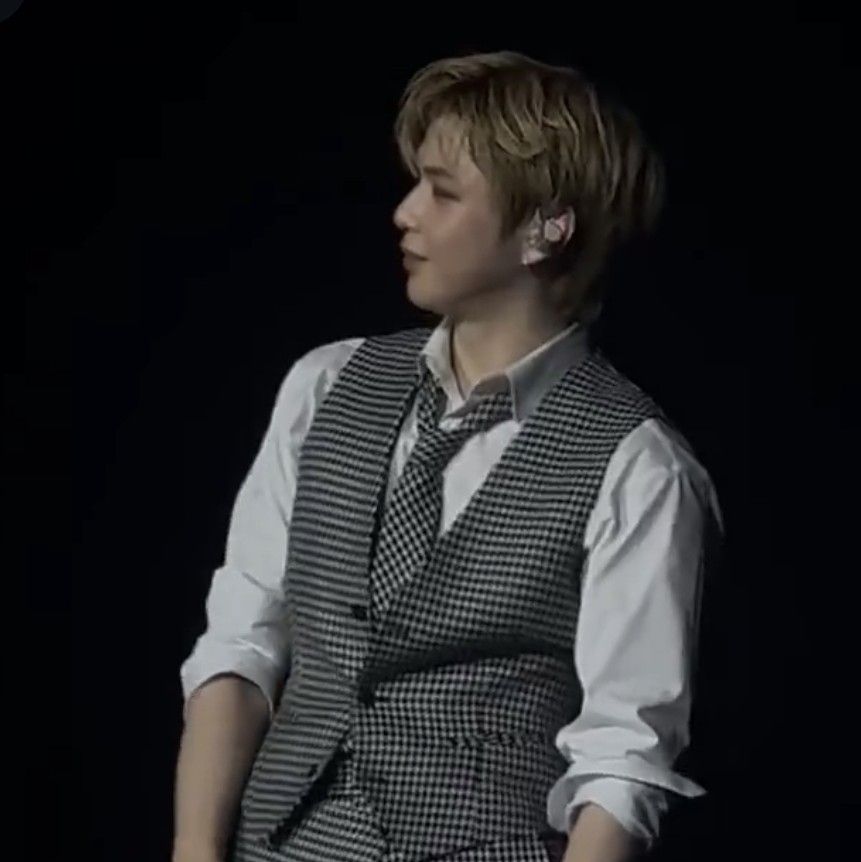 Recent activity shot of Kang Daniel