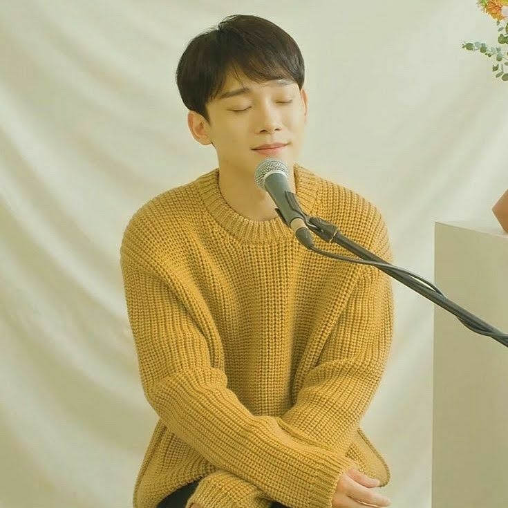 Recent activity shot of Chen (EXO)