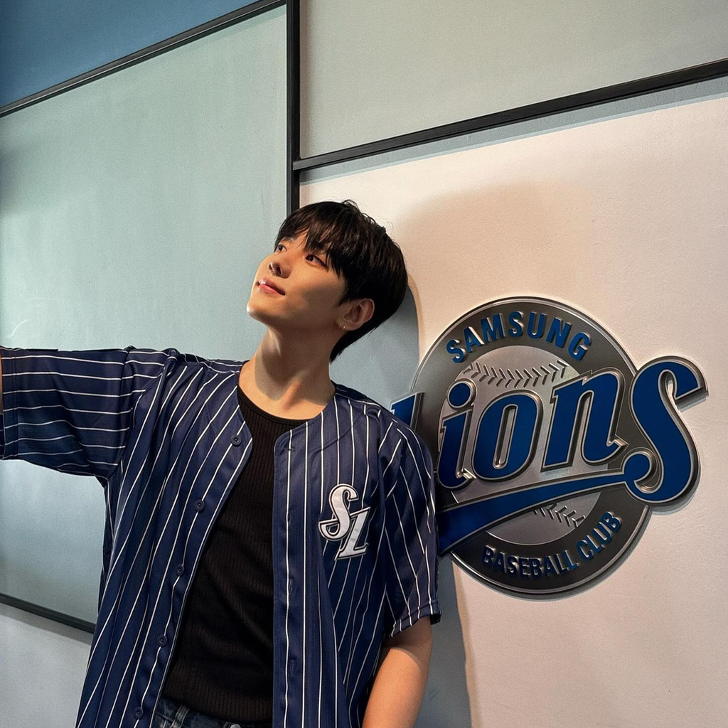 A moment captured by Jaechan (DKZ)'s fan