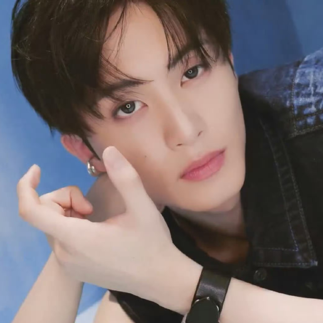 Recent activity shot of Mark (NCT 127, NCT DREAM)