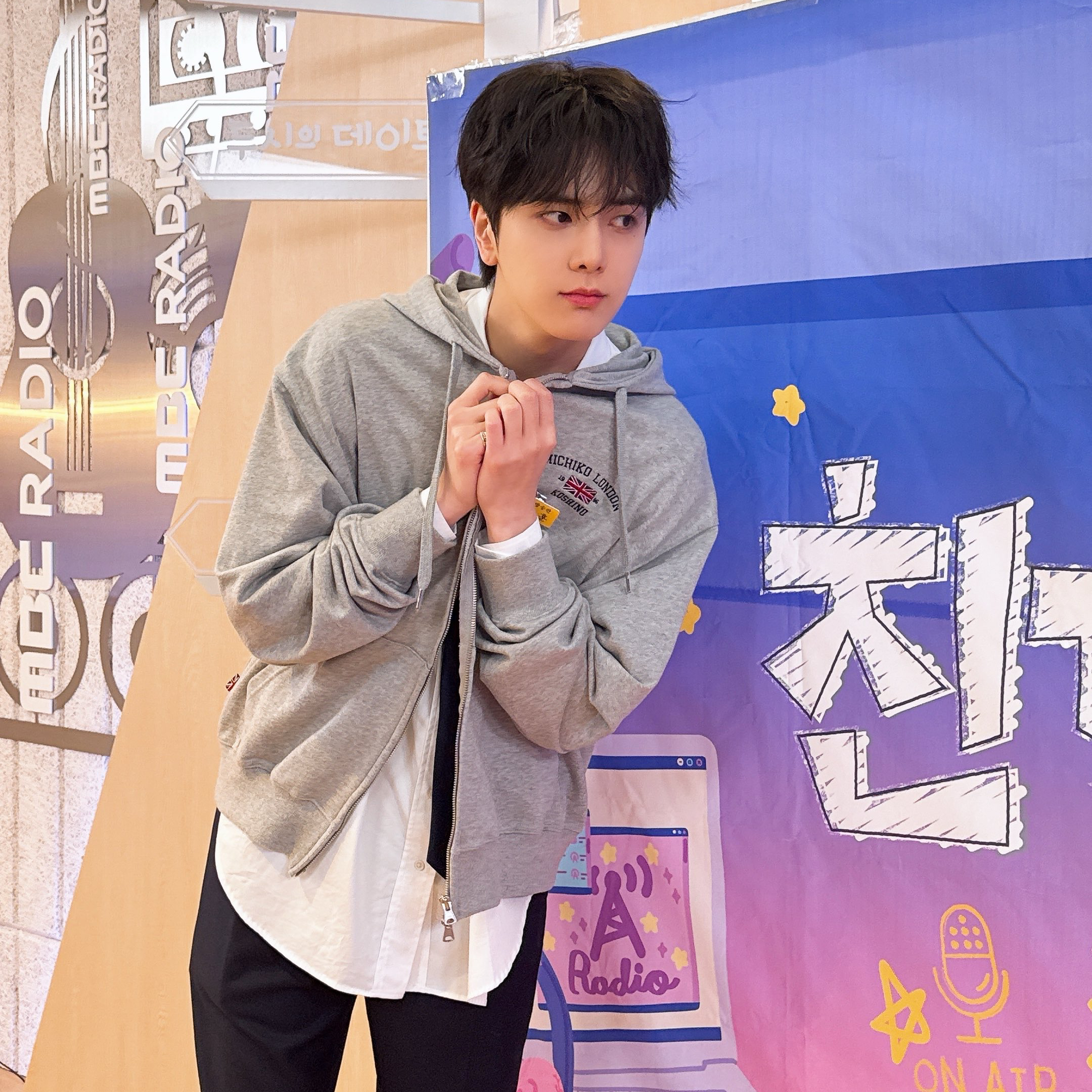 ヨンフン (THE BOYZ)の最近の活動写真