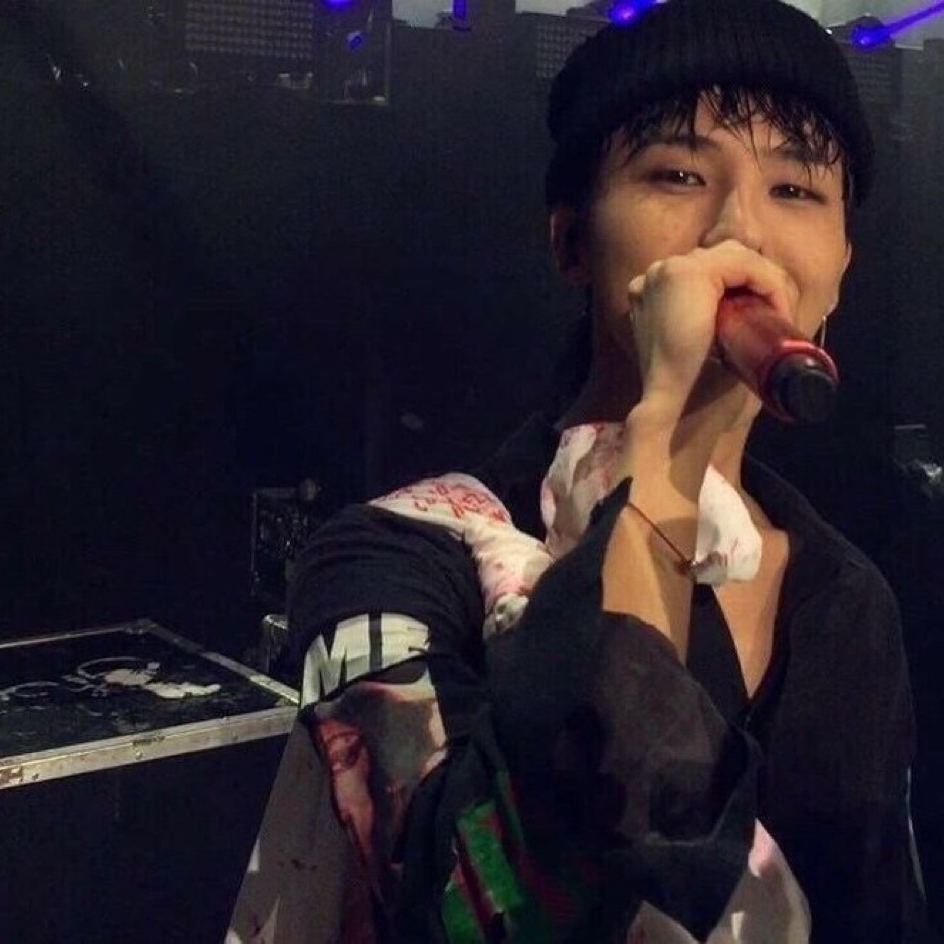 Behind-the-scenes cut of G-DRAGON (BIGBANG)