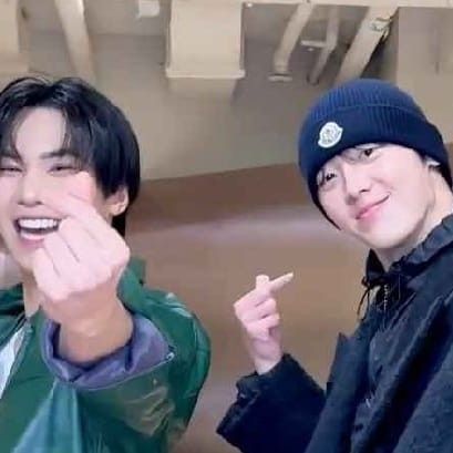 아스트로의 비하인드 컷