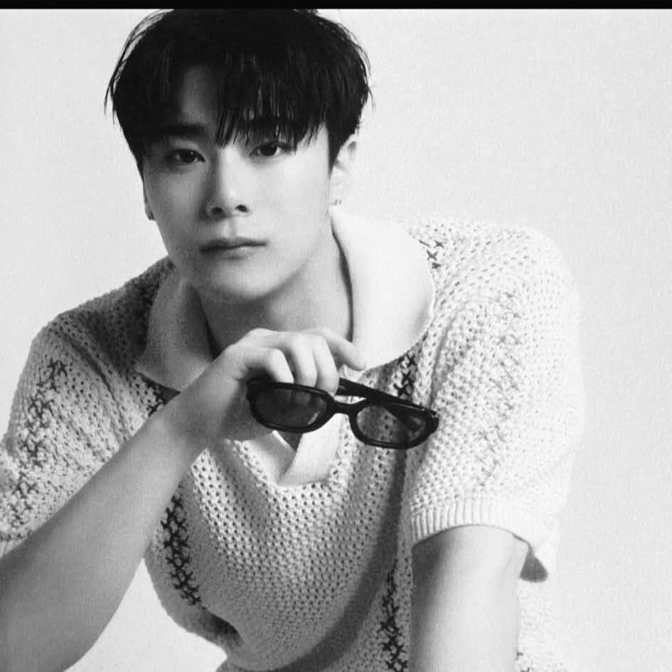 A moment captured by Moonbin (ASTRO)'s fan