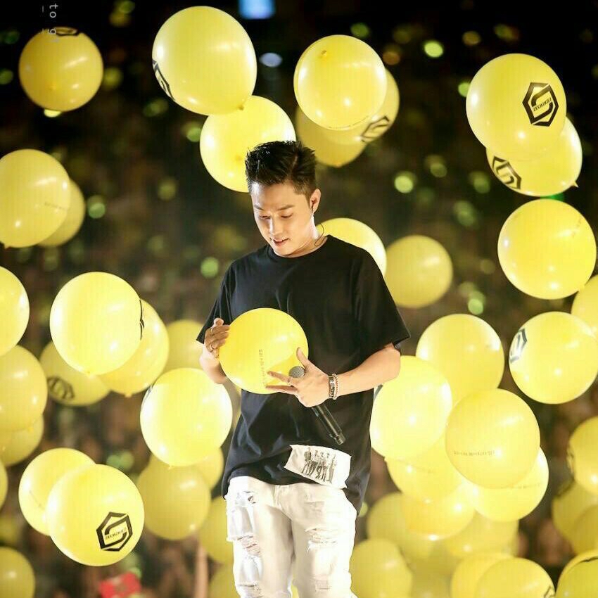 Latest photo of SECHSKIES