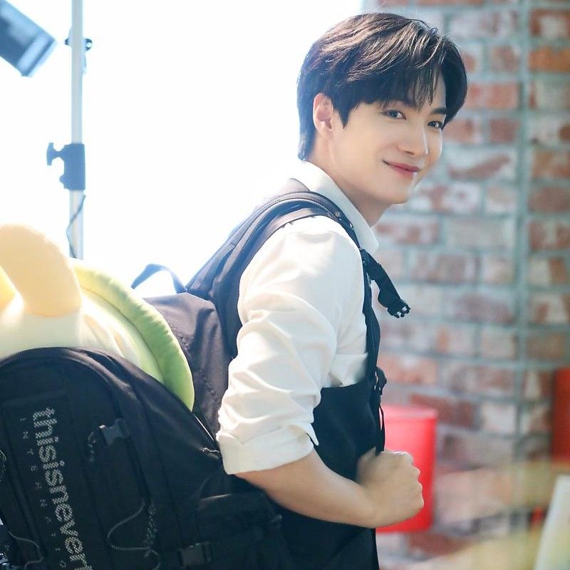 Recent activity shot of Kim Jonghyeon