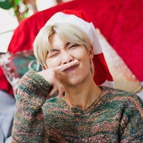 Behind-the-scenes cut of RM (BTS)