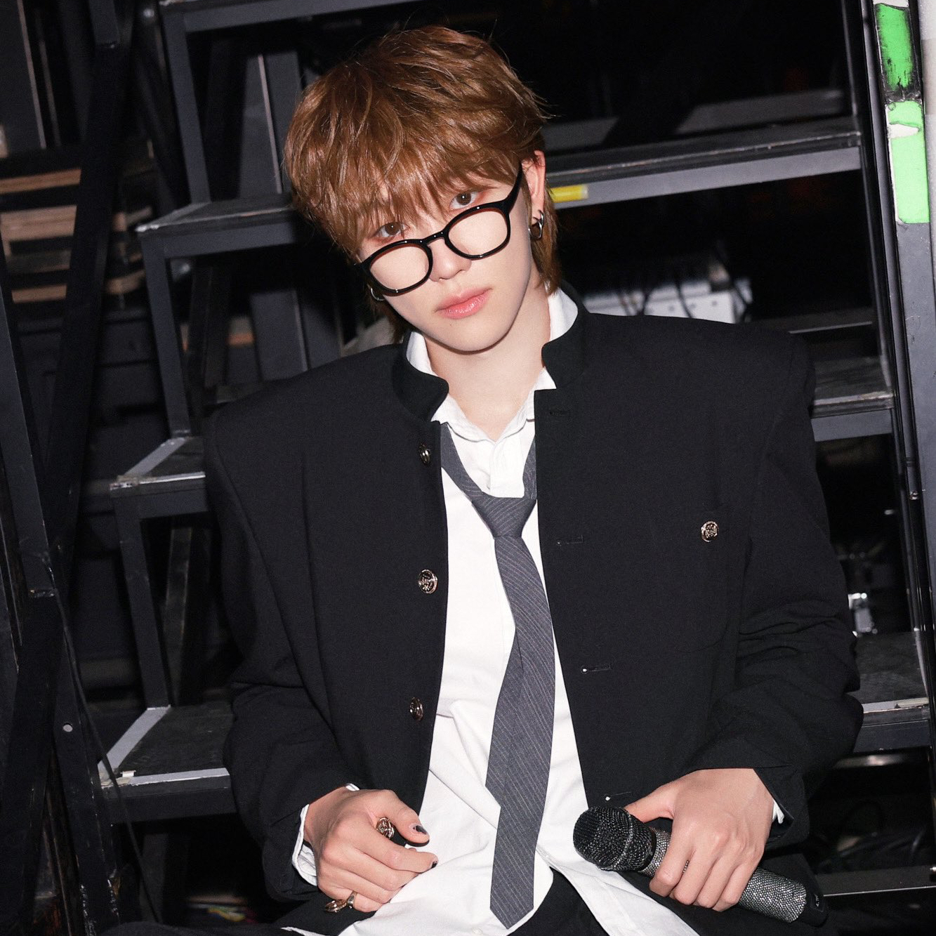 Behind-the-scenes cut of The 8 (SEVENTEEN)