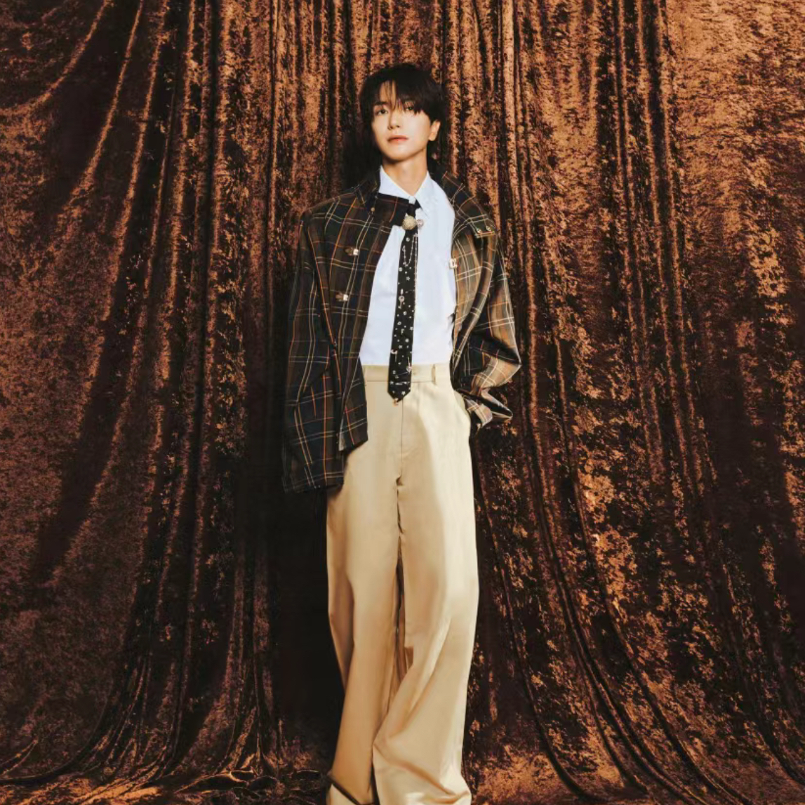 A moment captured by Leeteuk (Super Junior)'s fan