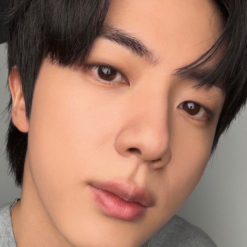 Foto terbaru Jin (BTS)
