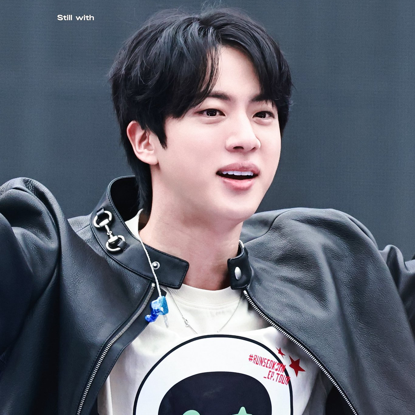 진 (방탄소년단)의 비하인드 컷