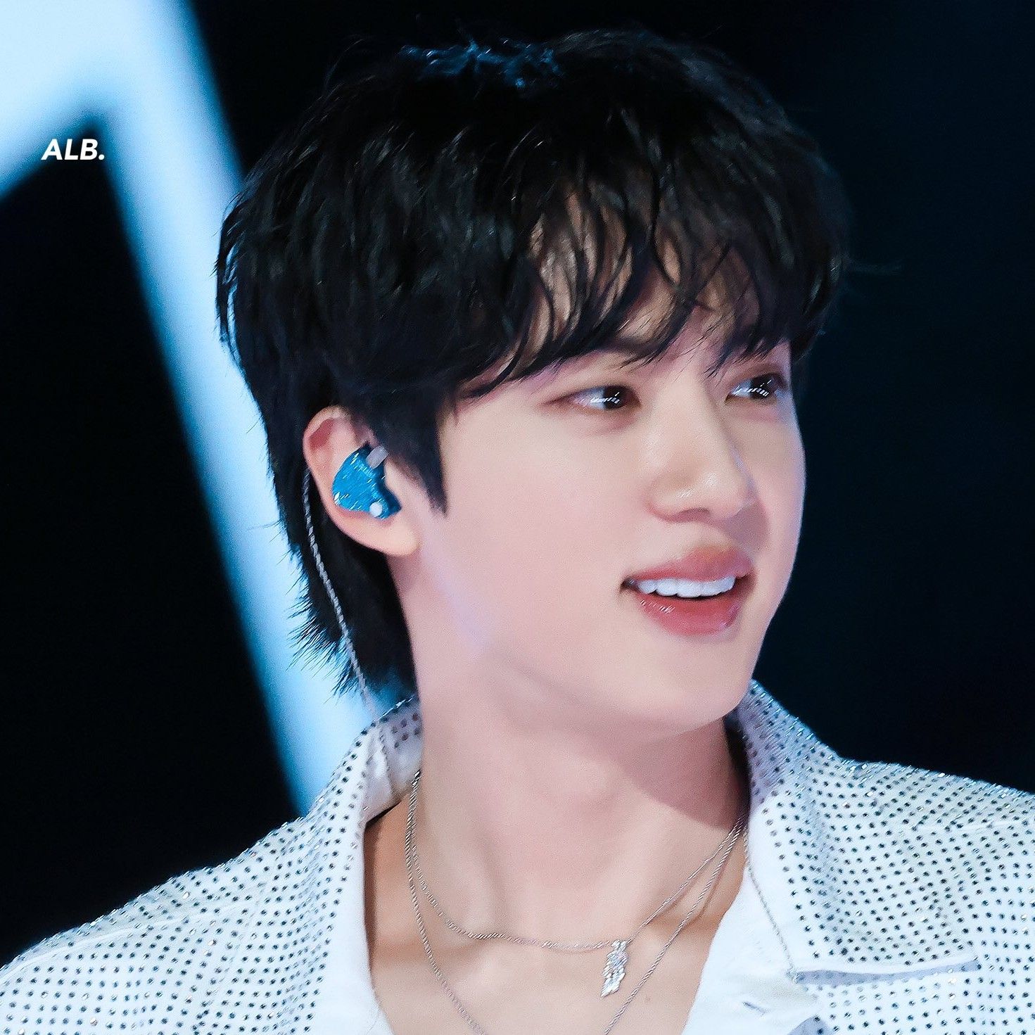 K-pop star post gaining attention now