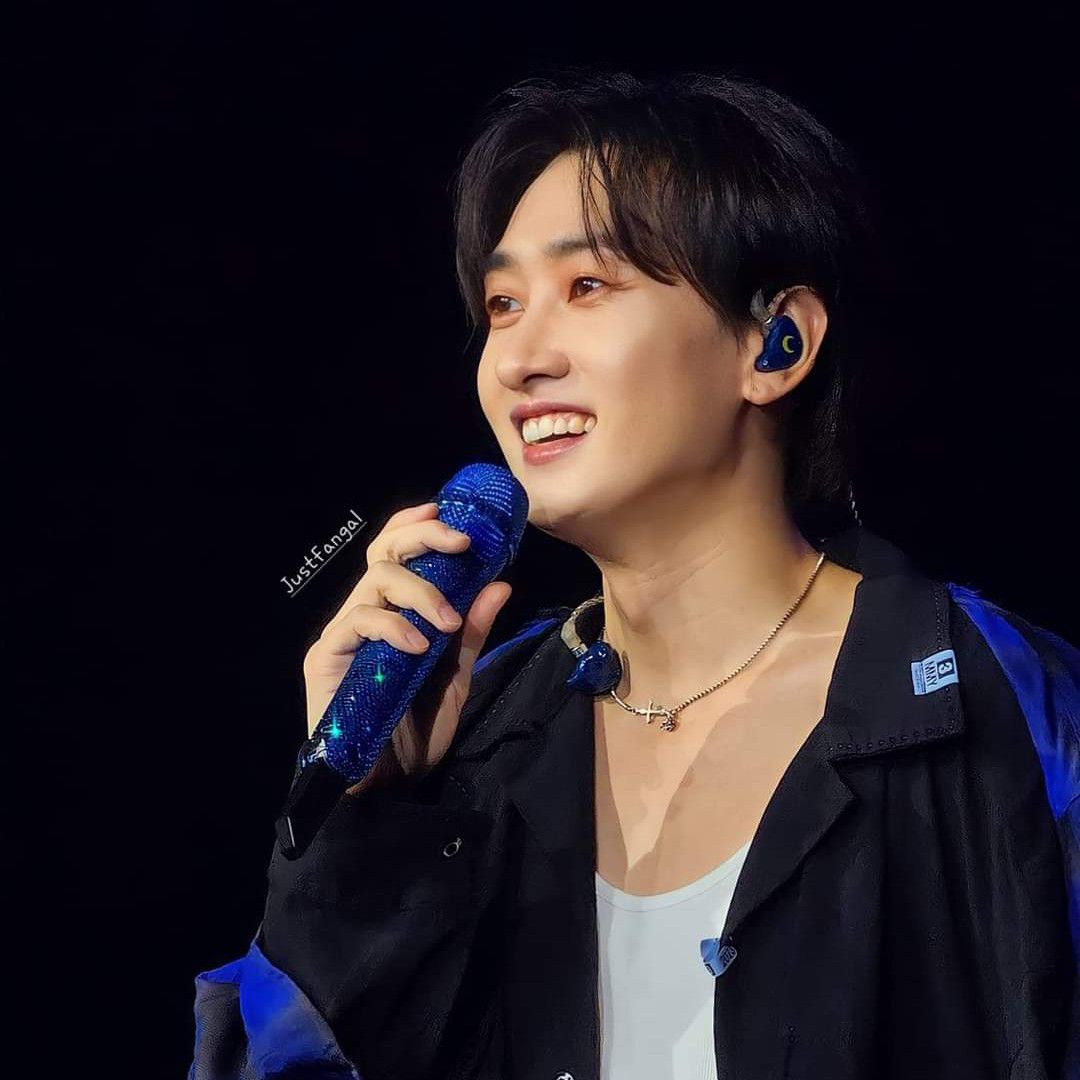 Recent activity shot of Eunhyuk (Super Junior)