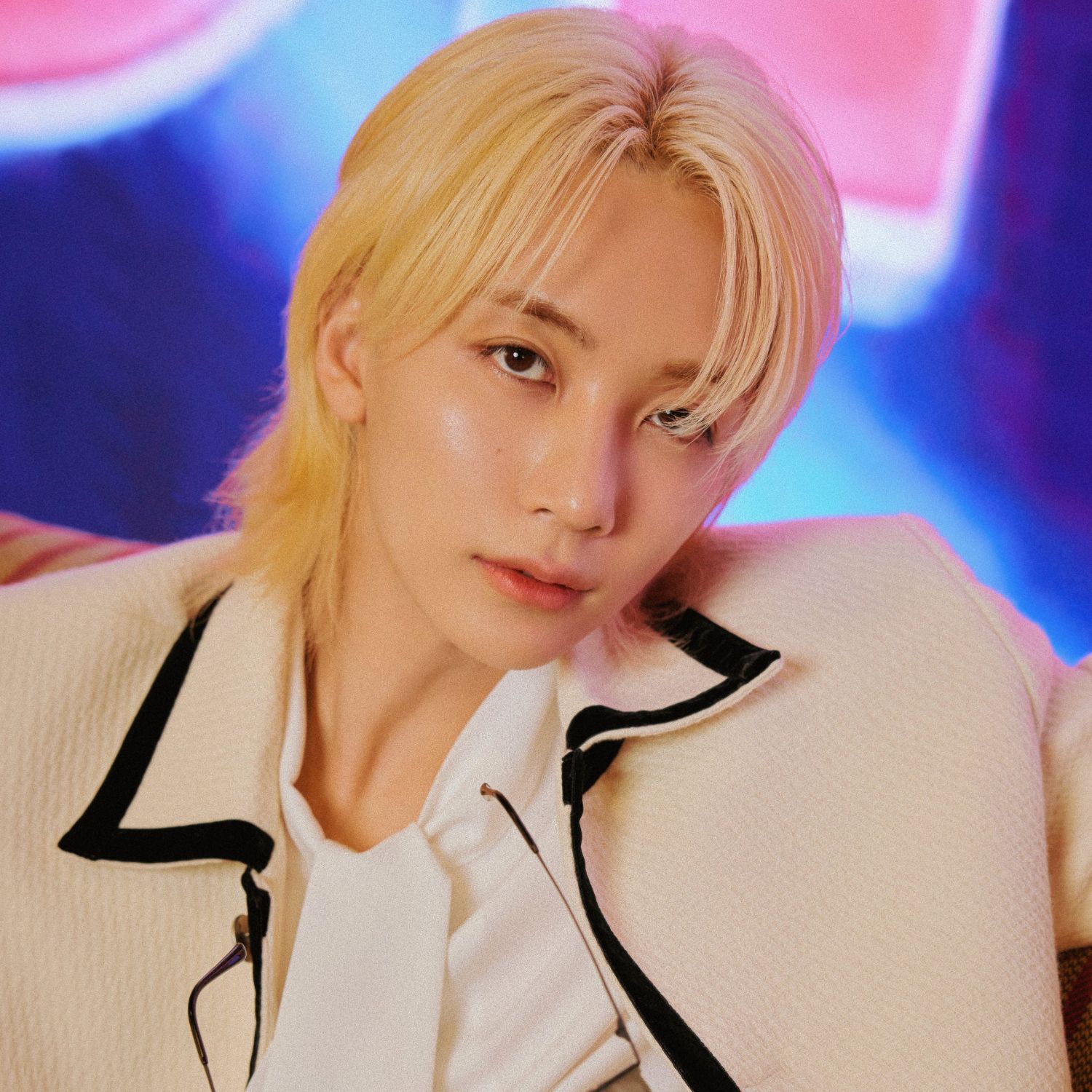 Recent activity shot of Jeonghan (SEVENTEEN)
