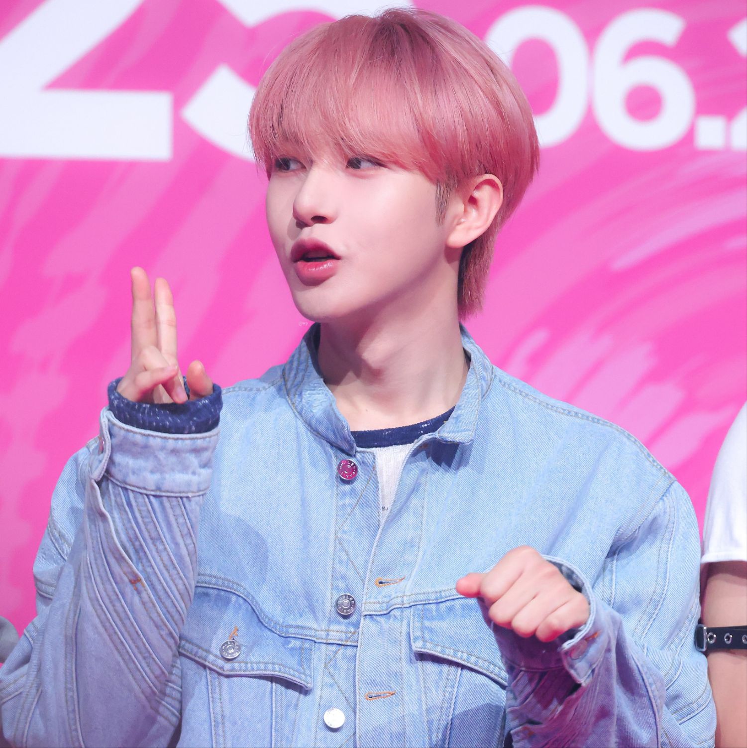 Behind-the-scenes cut of Renjun (NCT DREAM)