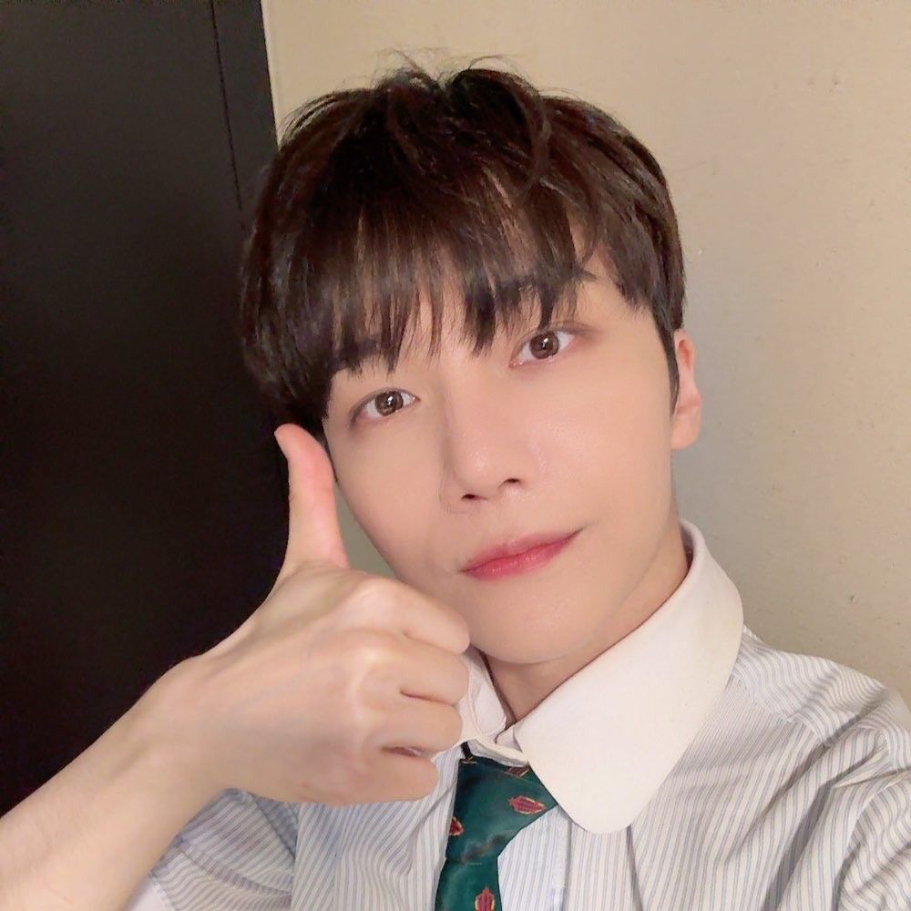 Recent activity shot of Jinho (PENTAGON)