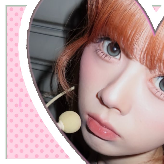 A moment captured by Riku (NiziU)'s fan