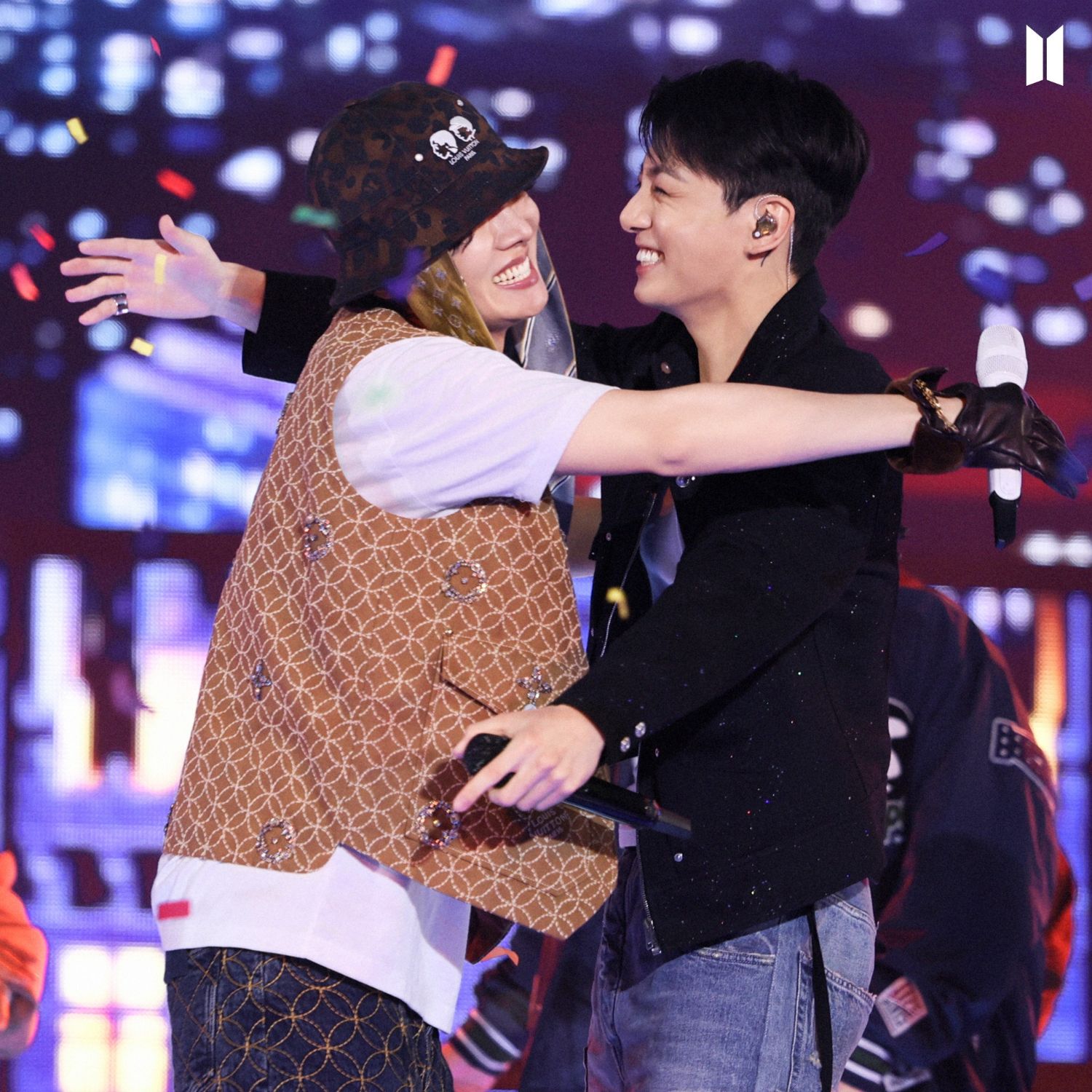 Latest photo of j-hope (BTS)