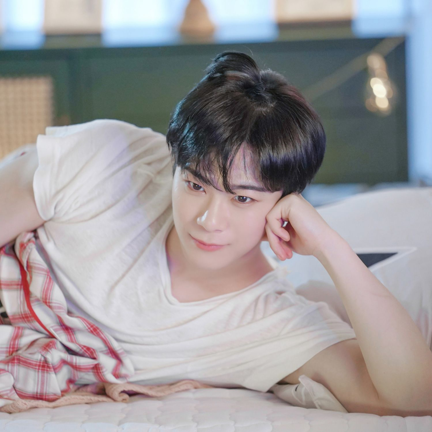 Latest photo of Moonbin (ASTRO)