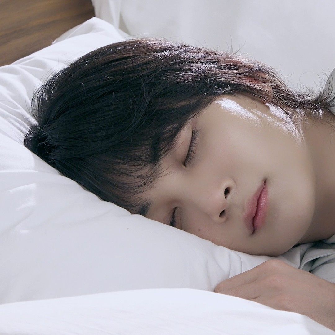 Recent activity shot of Jeonghan (SEVENTEEN)