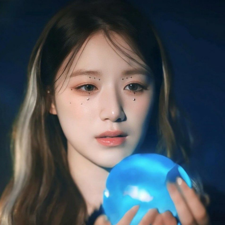 A moment captured by Shuhua (i-dle)'s fan