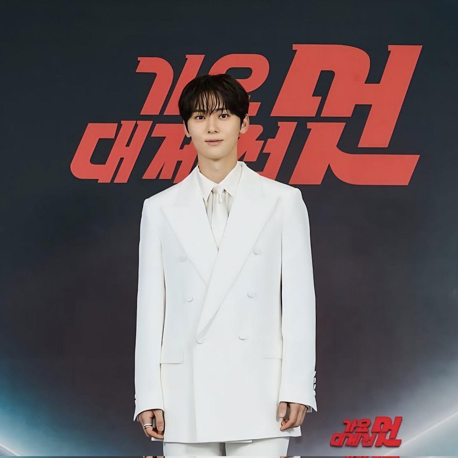 Recent activity shot of Hwang Minhyun