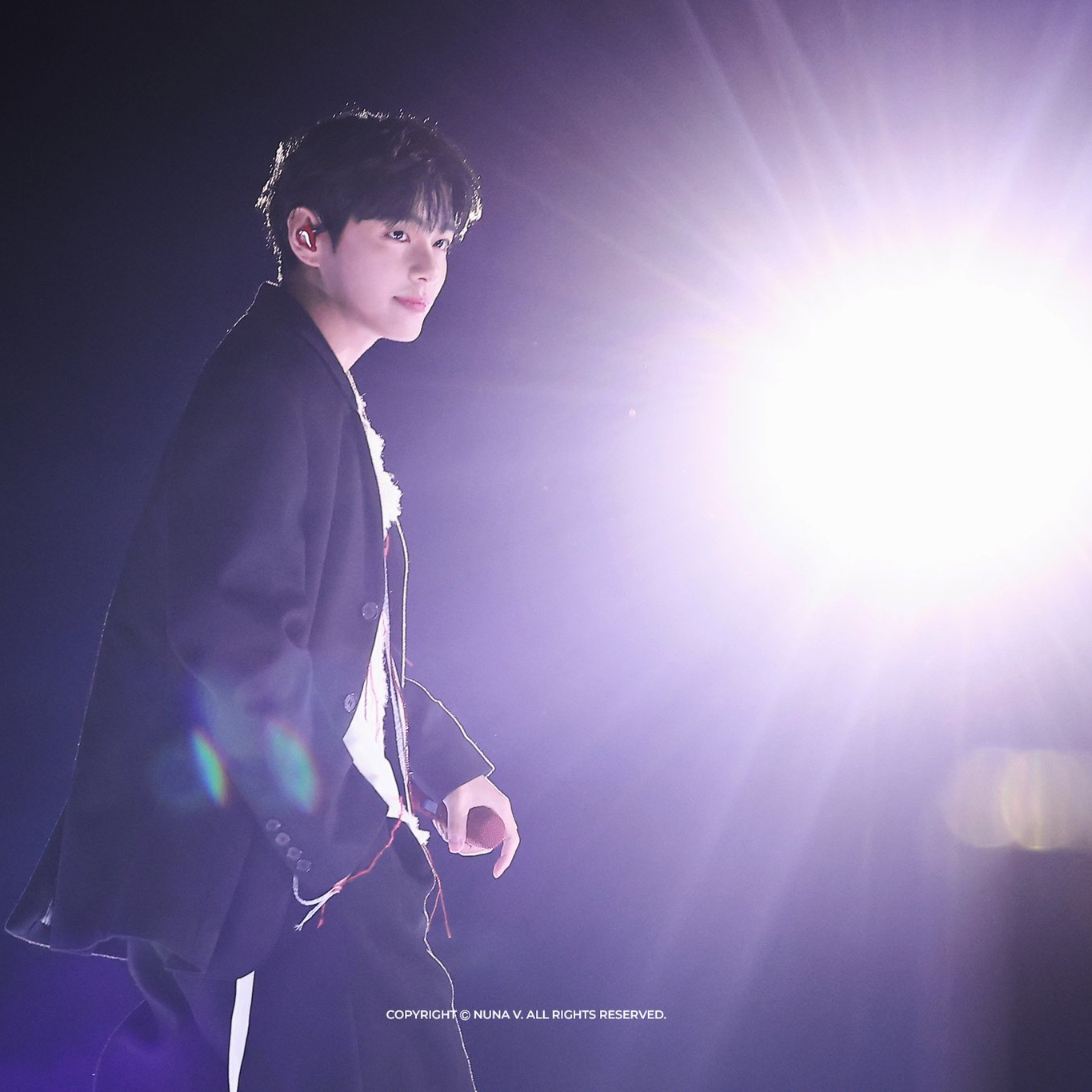 뷔 (방탄소년단) 최근 활동샷