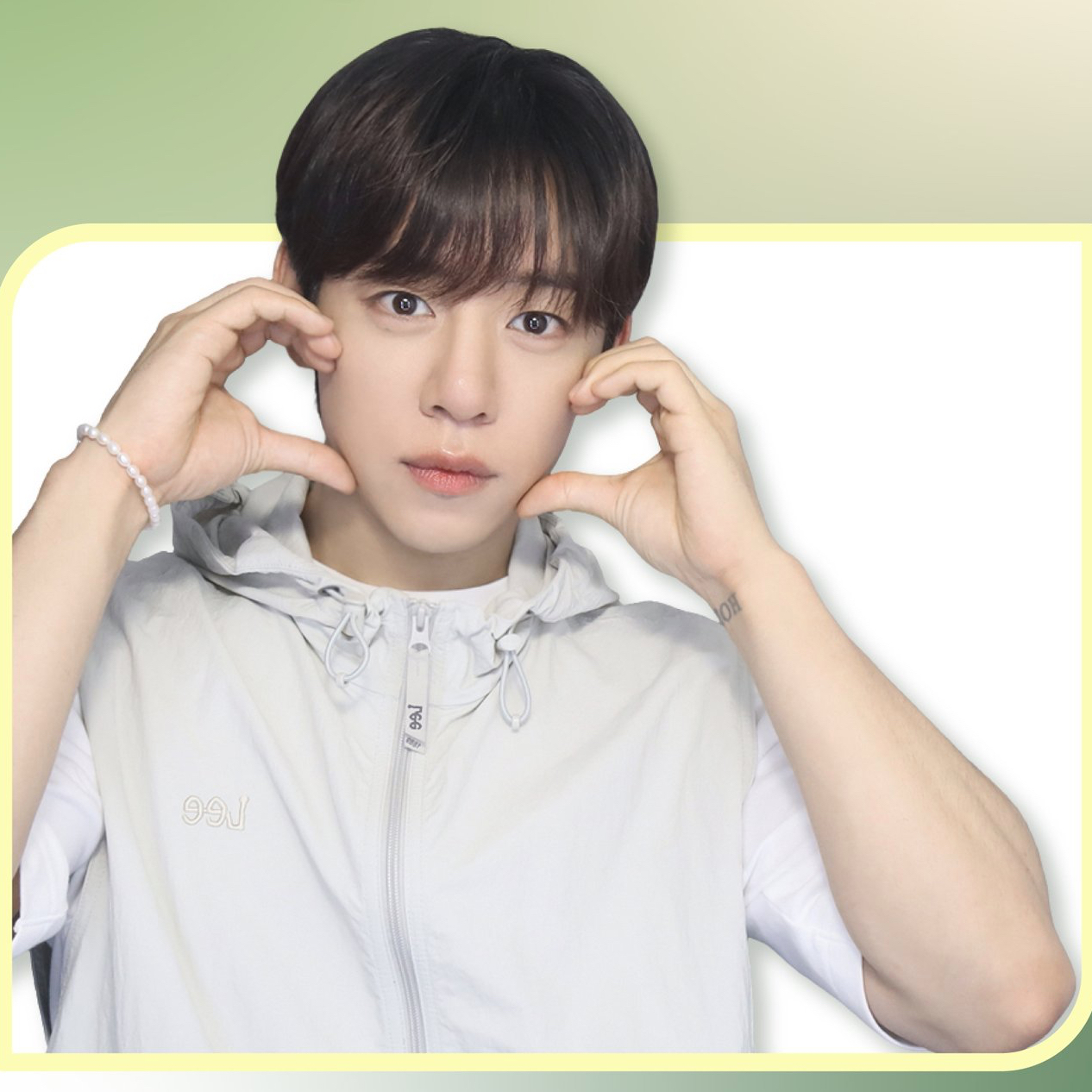 Behind-the-scenes cut of Daehyun (B.A.P)