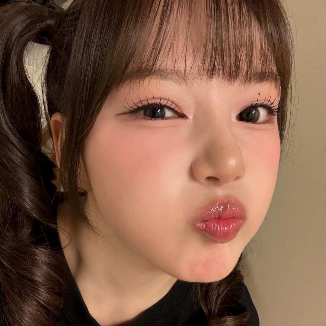 藝琳 (GFRIEND)的最新照片