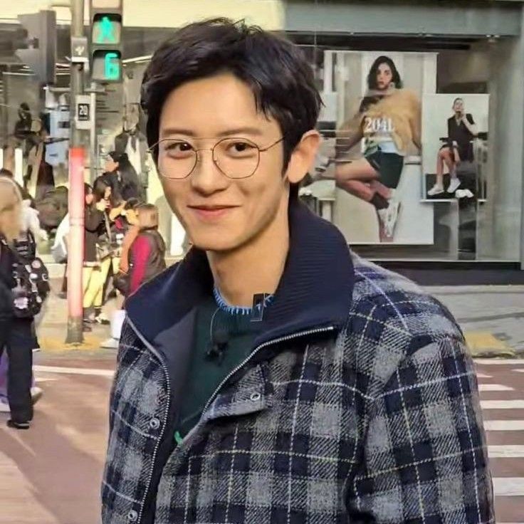 Behind-the-scenes cut of Chanyeol (EXO)