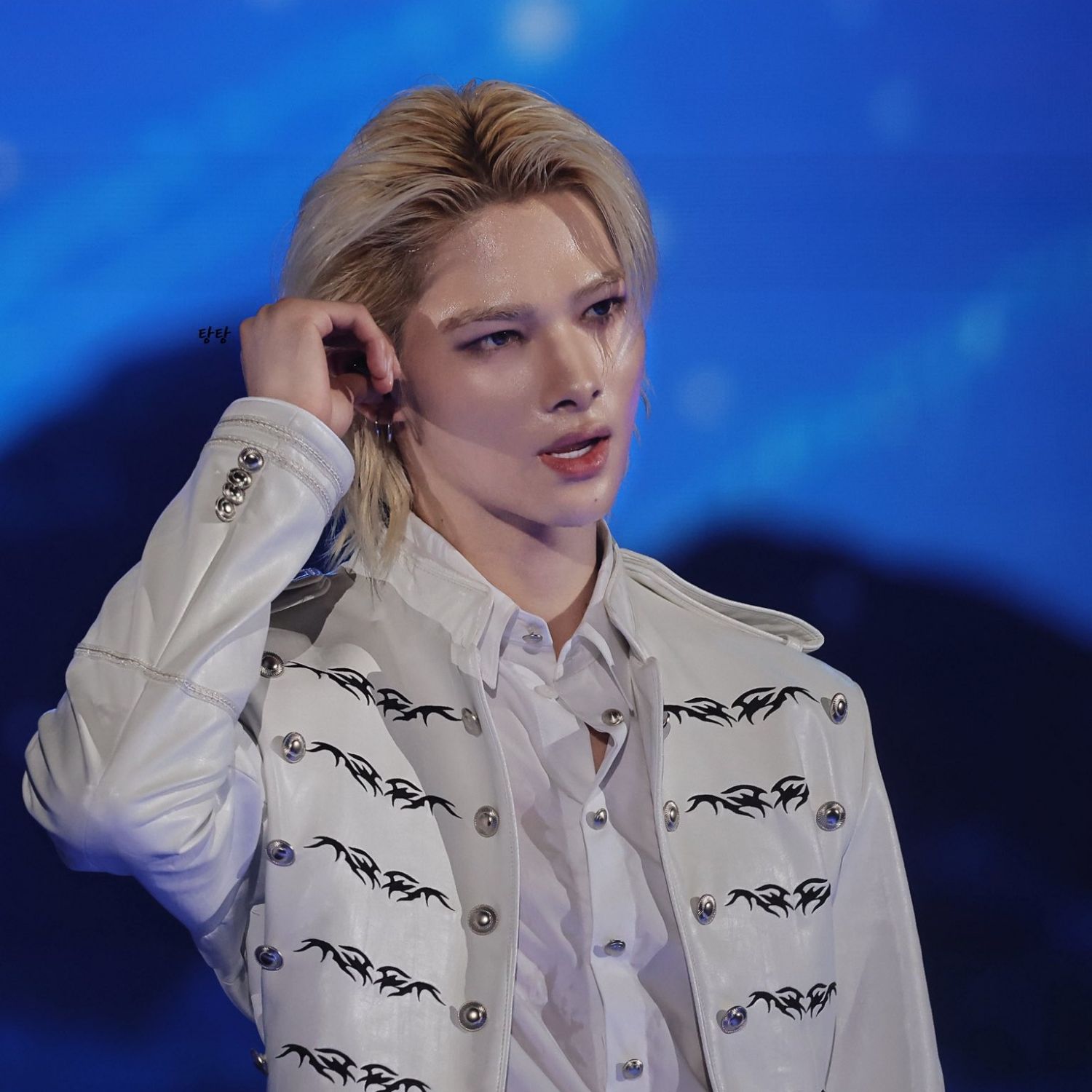 NI-KI (ENHYPEN)的幕後花絮