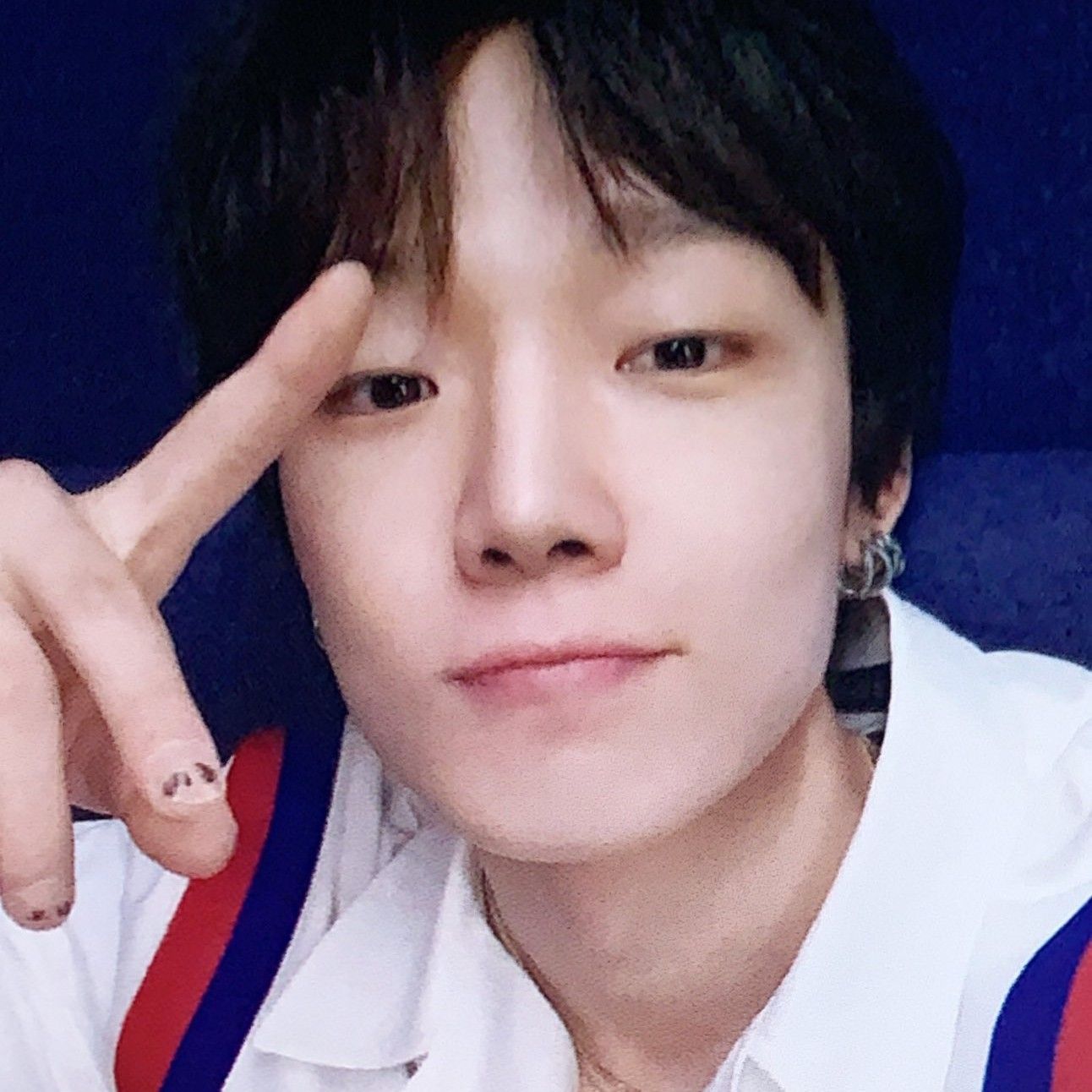 BOBBY (iKON)的幕后花絮