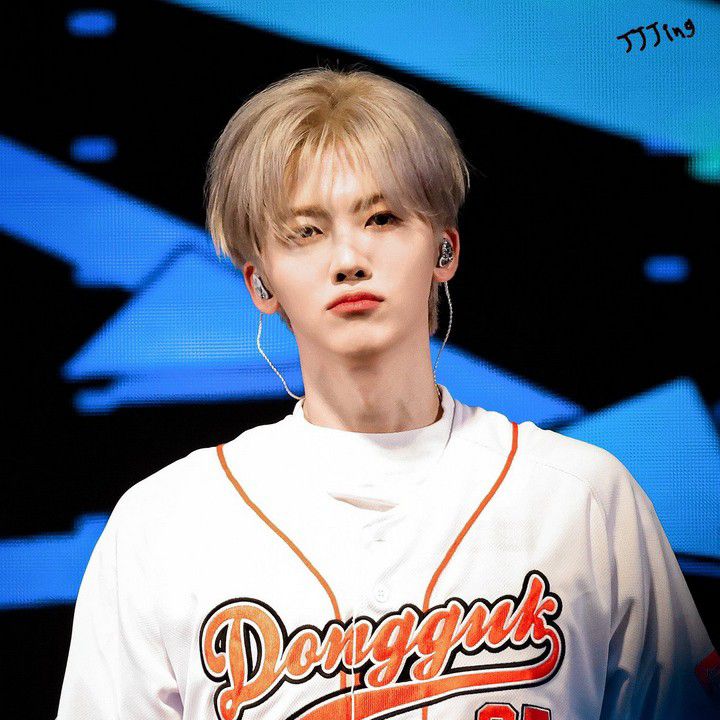 渽民 (NCT DREAM)的最新活动照片